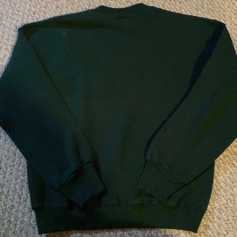 Destination vacation sweatshirt - Picture 2 of 6
